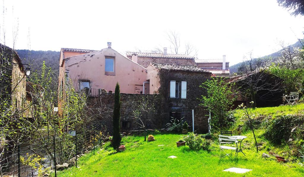 Bed and Breakfast Le Clos De La Source Le Bousquet-d'Orb Exterior foto